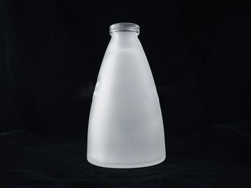 Μεγάλα παγωμένα πυρόλιθος μπουκάλια 300ML ποτών γυαλιού με το ΒΆΡΟΣ ΚΑΠ